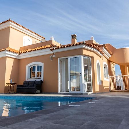 Perfect For Family Holidays With Private Pool, Near Beach And Golf- Villa Ashley Costa De Antigua Bagian luar foto