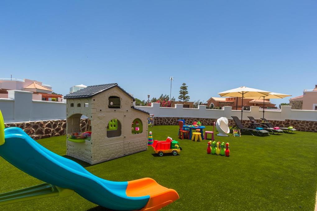 Perfect For Family Holidays With Private Pool, Near Beach And Golf- Villa Ashley Costa De Antigua Bagian luar foto