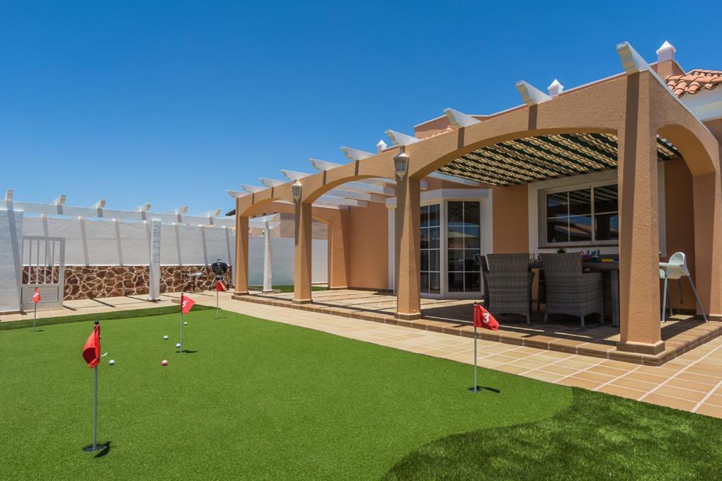 Perfect For Family Holidays With Private Pool, Near Beach And Golf- Villa Ashley Costa De Antigua Bagian luar foto