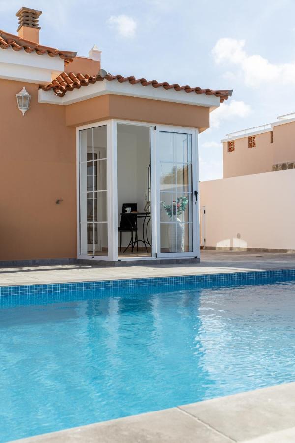 Perfect For Family Holidays With Private Pool, Near Beach And Golf- Villa Ashley Costa De Antigua Bagian luar foto